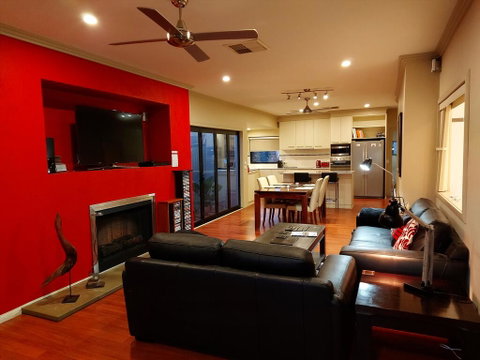 About Time Retreats- Studio Seven - Accommodation Cooktown 0