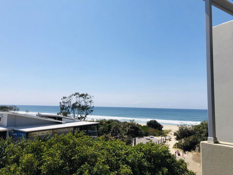 Absolute Beachfront - Cabarita Beach - Ocean Views - 3 Bed Apartment - Accommodation Cooktown 0