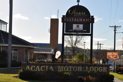 Acacia Motor Lodge - Accommodation Cooktown 0