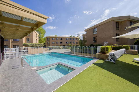 Accommodate Canberra - Kingston Court - Accommodation Cooktown 1