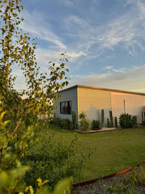 Dreamy Staiz - Riverland Abode - Accommodation Cooktown 0