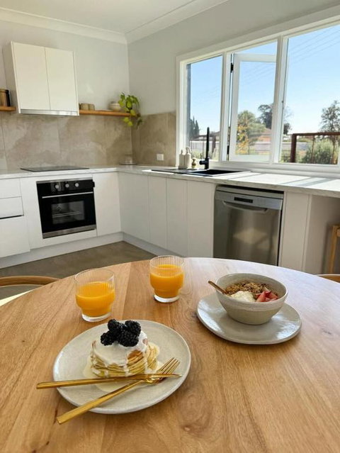 Dreamy Staiz - Riverland Abode - Accommodation Cooktown 1