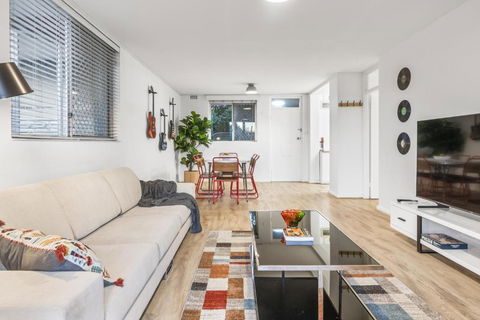 EAST4 - Vintage Vibes East Freo 2B 1BA - Accommodation Cooktown 2