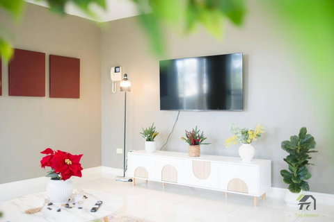 Entire 3 Bedrooms Townhouse In Baulkham Hills - Accommodation Cooktown 2