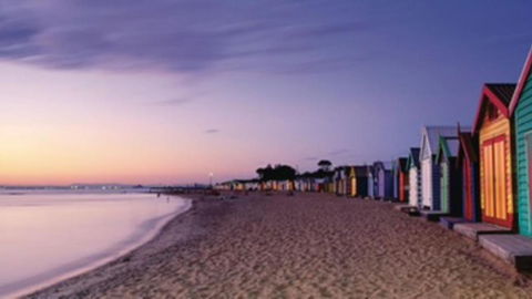 Esplanade Escape To The Brighton Beach Boxes - Accommodation Cooktown 3