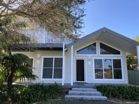 FAIR11W - Fairlight House - Accommodation Cooktown 0