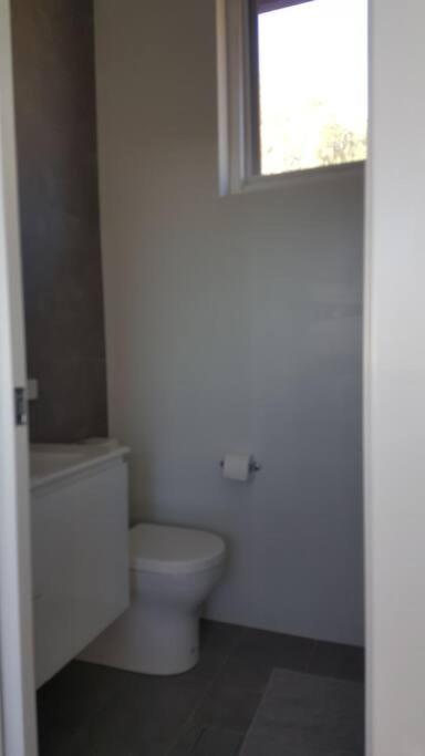 Family Home Prestigious Suburb Panoramic Views - Accommodation Cooktown 4