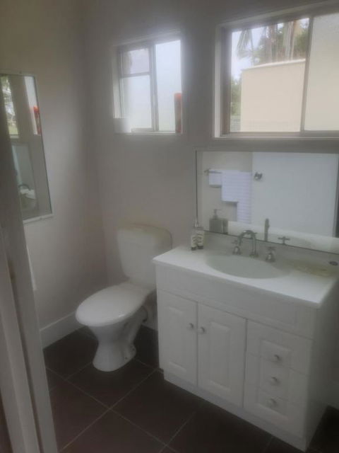 FRANGIPANI HOUSE - Accommodation Cooktown 3