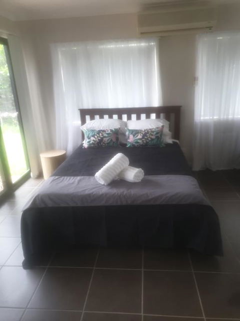 FRANGIPANI HOUSE - Accommodation Cooktown 0