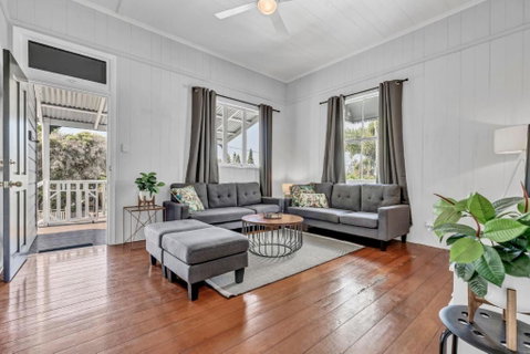 Gabba Central House 3BR2Bath Pets - Accommodation Cooktown 1
