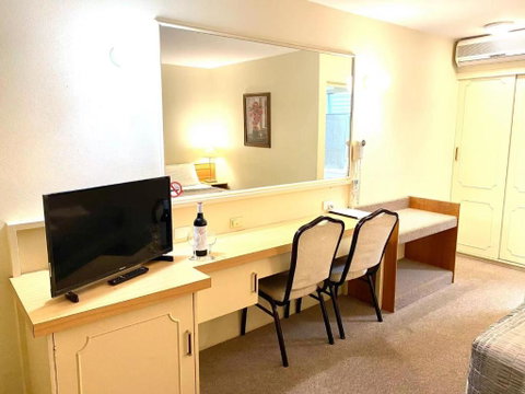 Gateway Motor Inn - Accommodation Cooktown 3