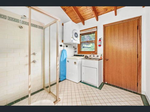 Grandview Lodge - Accommodation Cooktown 1