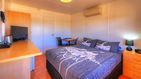 Halls Creek Motel - Accommodation Cooktown 3