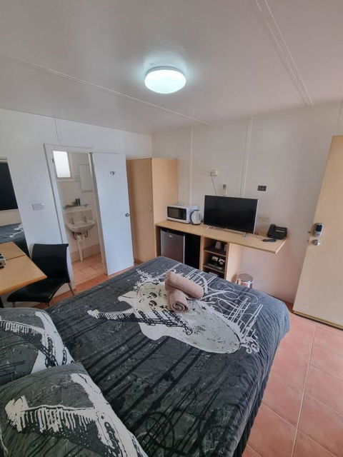 Halls Creek Motel - Accommodation Cooktown 2