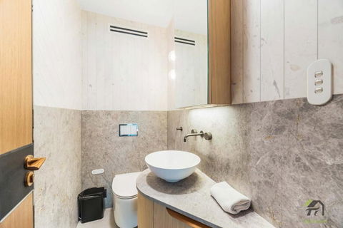 Harbour View New Year Firework - Accommodation Cooktown 3