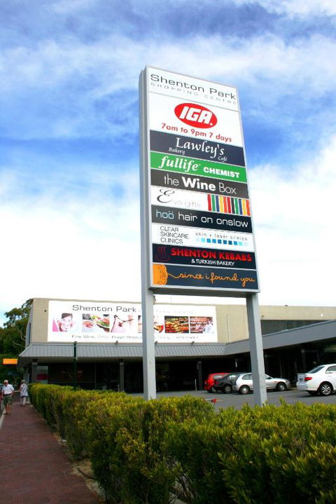 Hensman 5 - 1BRM Unit With Courtyard & Parking - Accommodation Cooktown 3