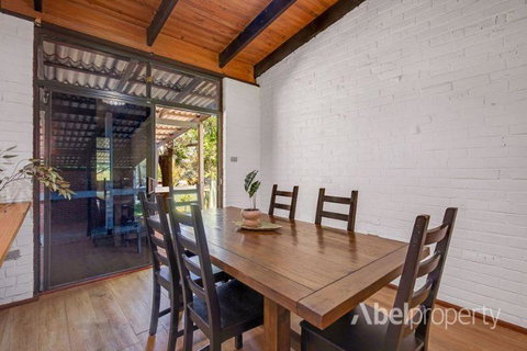Historical Cottage In The Hills - Accommodation Cooktown 1