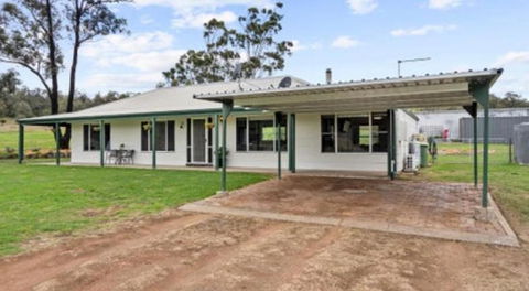 Hunter Village - Accommodation Cooktown 0