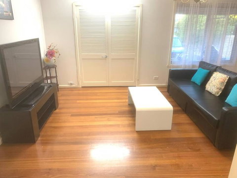 Ideal Accommodation In Glen Waverley - Accommodation Cooktown 2