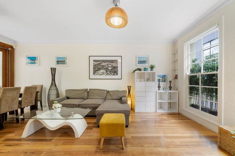 Ideally Located 3 BR With Parking & Central & Darling Harbour-10 Mins Walk - Accommodation Cooktown 3