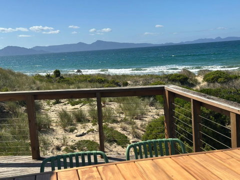 IdleWild - Secluded Absolute Beachfront Escape - Accommodation Cooktown 0