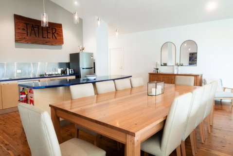 Idyllic Loft In The Heart Of Lovedale - Accommodation Cooktown 0