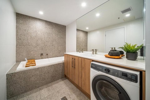 Ignite @ Park Tce Apartments - Accommodation Cooktown 2