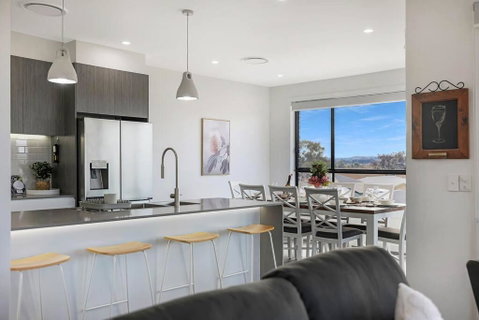 Illalangi-Modern Escape & Views - Accommodation Cooktown 1