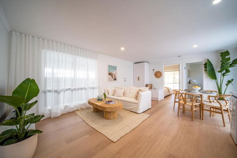 ILUKA Luxe Accommodation, Relaxed Coastal Vibe - Accommodation Cooktown 0