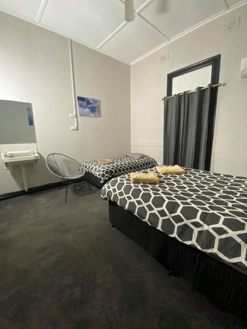 Imperial Hotel Coonabarabran - Accommodation Cooktown 2