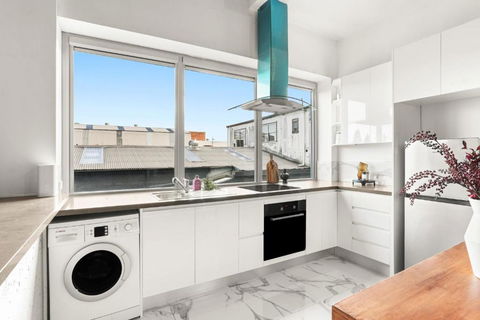 Inner West Delight L Studio By St Peters Station - Accommodation Cooktown 3