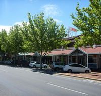 Adelaide Travellers Inn Backpackers Hostel - Accommodation Cooktown