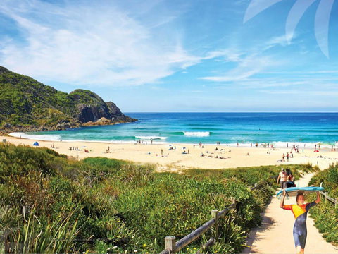 Affordable Twin Peaks 2 - Accommodation Cooktown 2