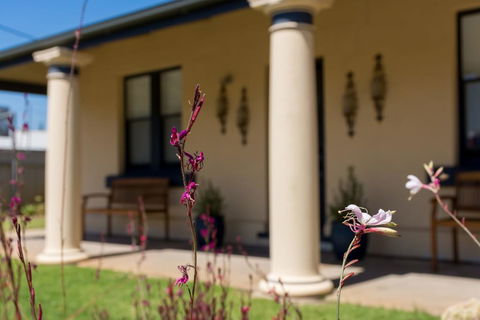 Agnes Cottage Bed & Breakfast - Accommodation Cooktown 3