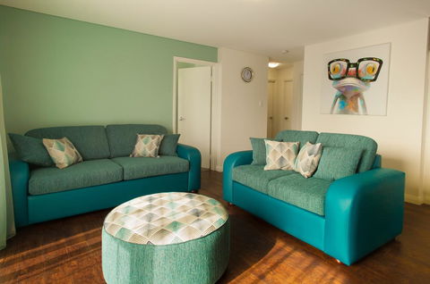 Albany Waves - Accommodation Cooktown 2