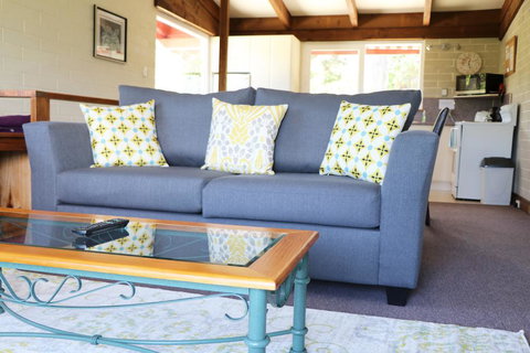 Alpenhorn Holiday Units - Accommodation Cooktown 1