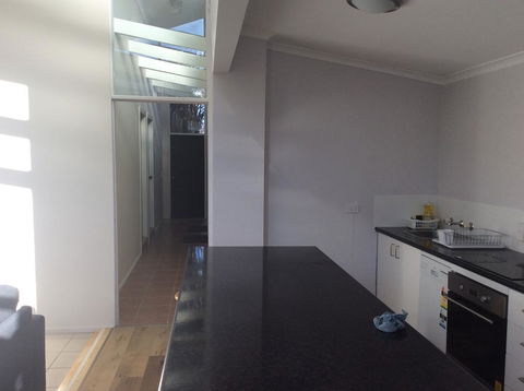 Alpha Centauri Townhouses - Accommodation Cooktown 1