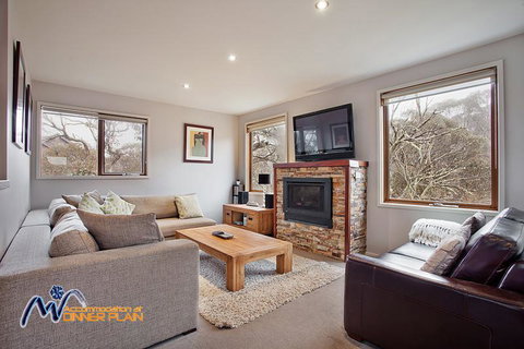 Alyeska - Accommodation Cooktown 1