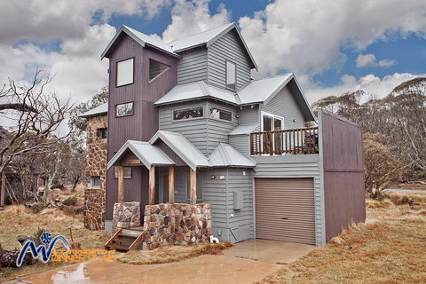 Alyeska - Accommodation Cooktown 0