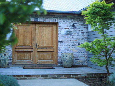 Amaroo - Modern, Luxurious And Chic - Accommodation Cooktown 0