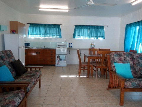 Anchor In Holiday Units South Mission Beach - Accommodation Cooktown 2