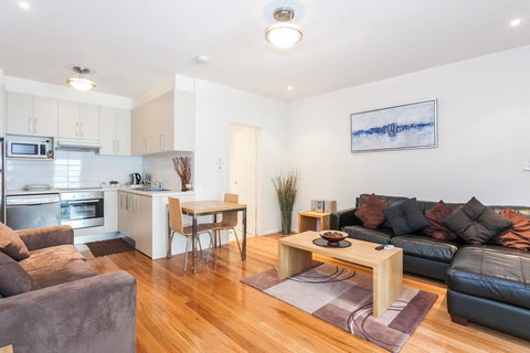 Anglesea River Apartments - Spa Apartment 23 - Accommodation Cooktown 3