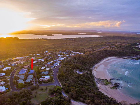 Angourie Blue 7- Stroll To Surfing Beaches. - Accommodation Cooktown 0