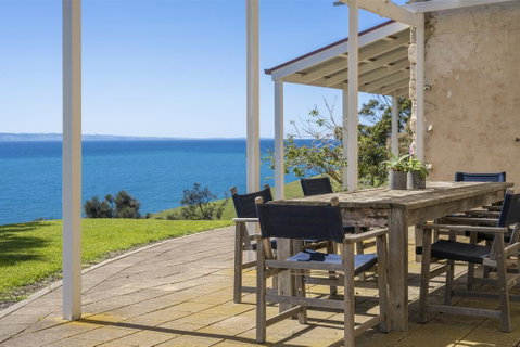 Antechamber Bay Retreats - Accommodation Cooktown 1