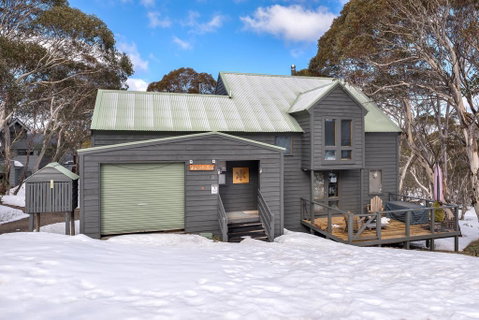 Aosta - Accommodation Cooktown 0