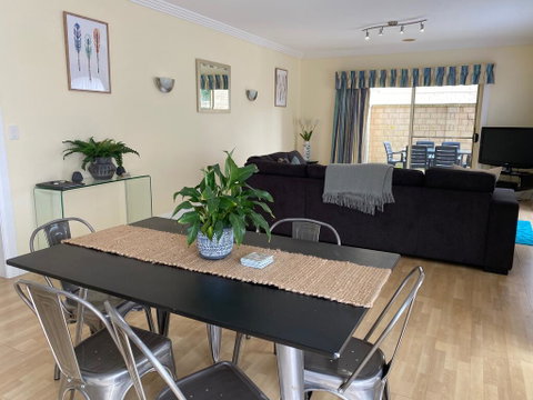 Apartment 244 On Bertha, Mount Gambier - Accommodation Cooktown 0