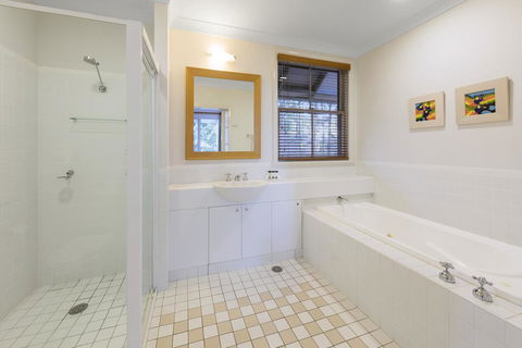 Apartments @ 15 Thompsons - Accommodation Cooktown 3