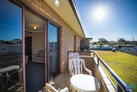 Apollo Unit 30 - Accommodation Cooktown 1