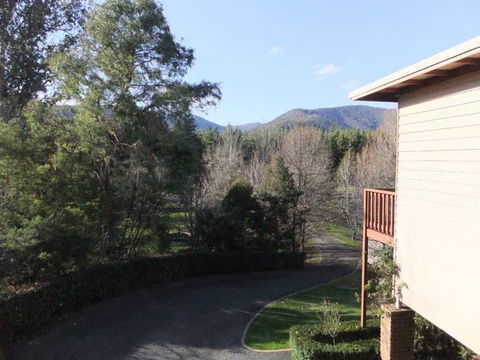 Apple Blossom Retreat - Accommodation Cooktown 1