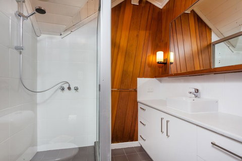 Aquarius Backpackers Resort - Accommodation Cooktown 1